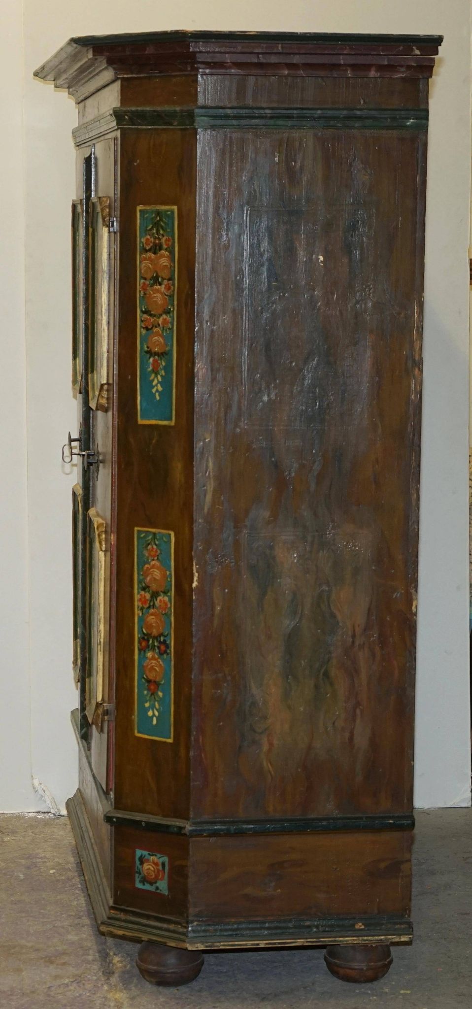 Armoire de mariage allemande peinte à la main, ancienne, 1829-1851