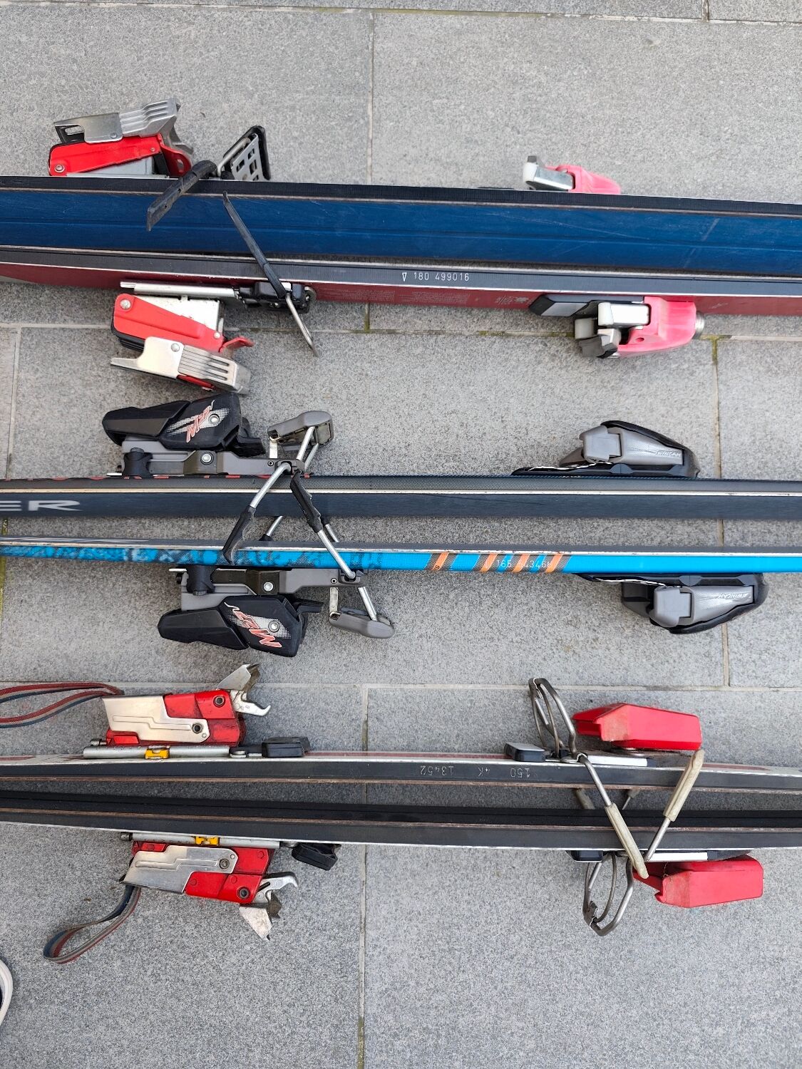 3 pairs of vintage skis: Rossignol Strato, ST 650 & Fischer.