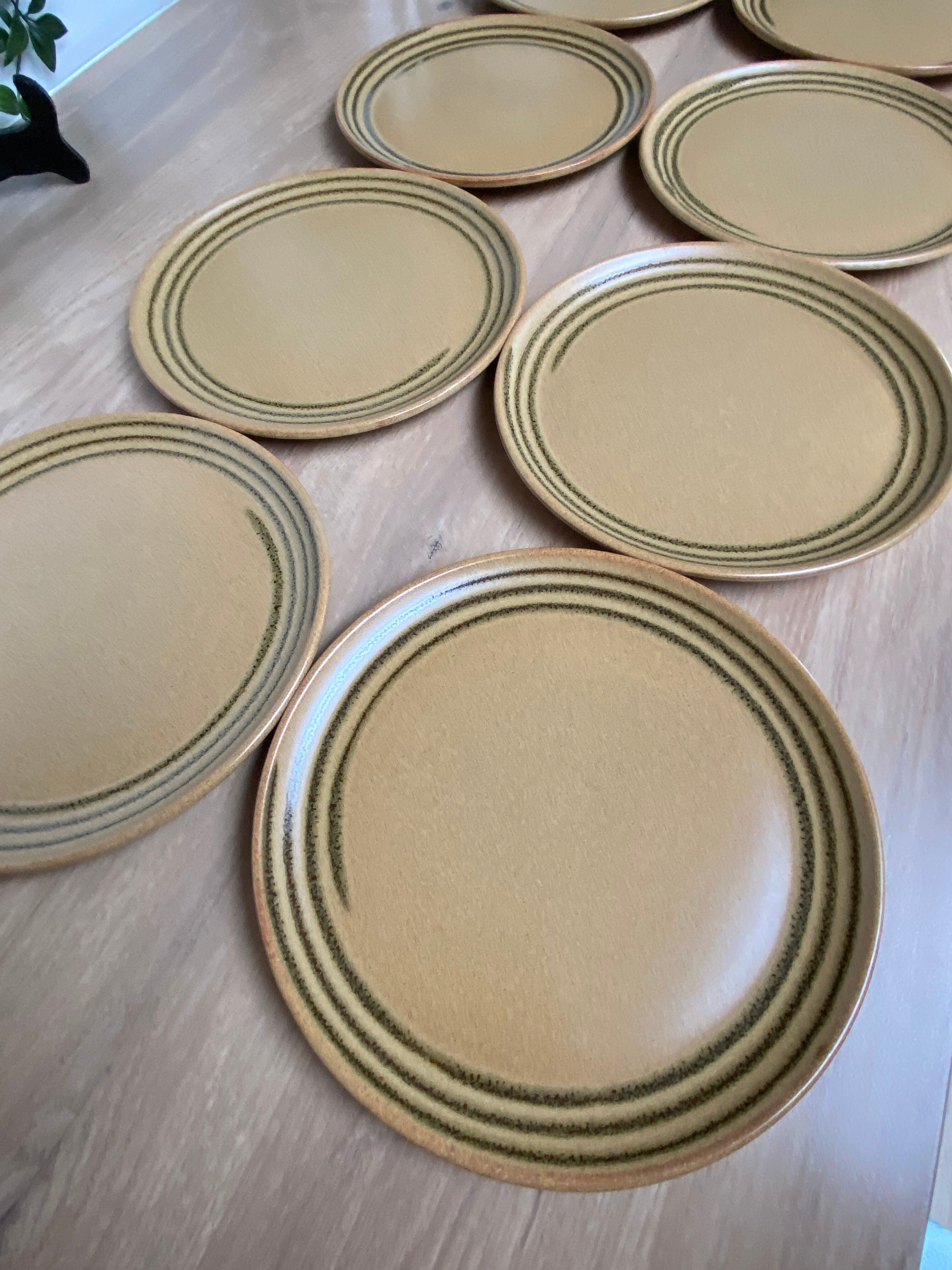 Set de 8 assiettes à dessert en grès Sarreguemines