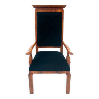 Armchair - throne, Western Europe, early 20th century. After renovation.