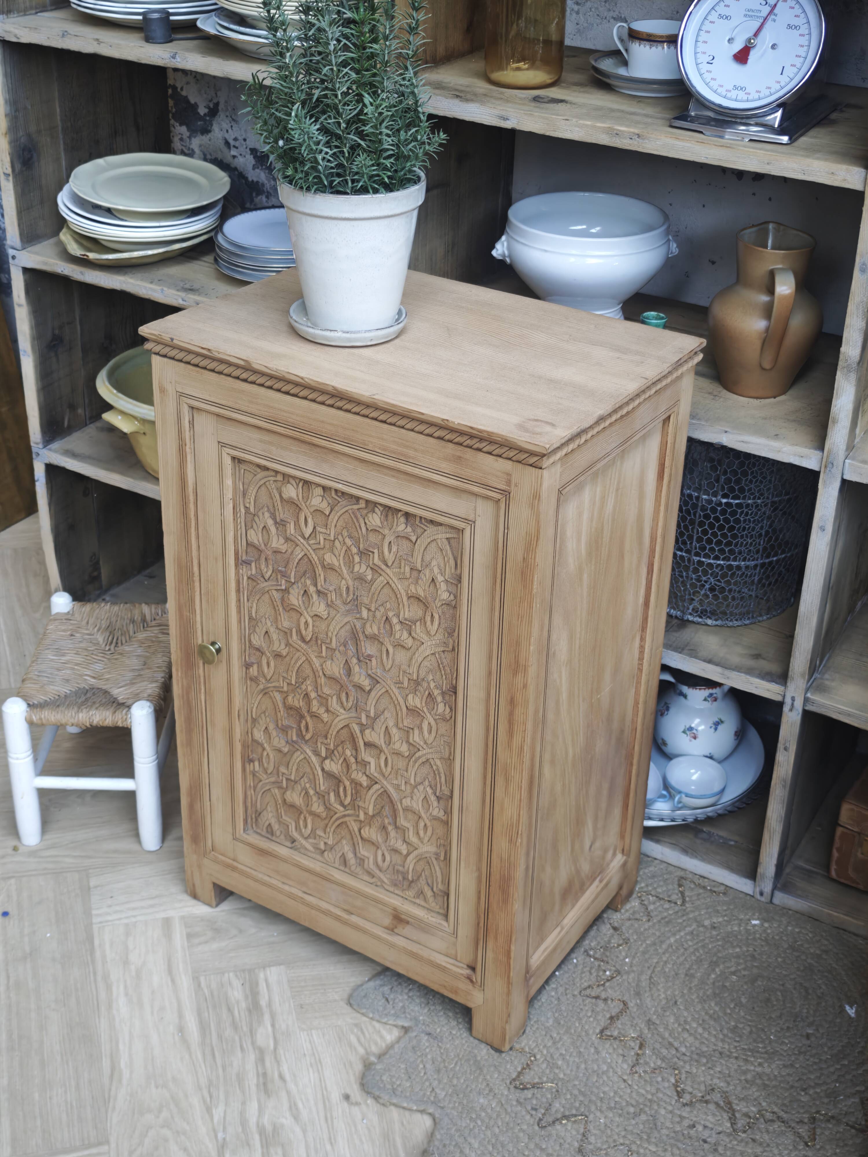 Confiturier bois façade travier meuble d'appoint