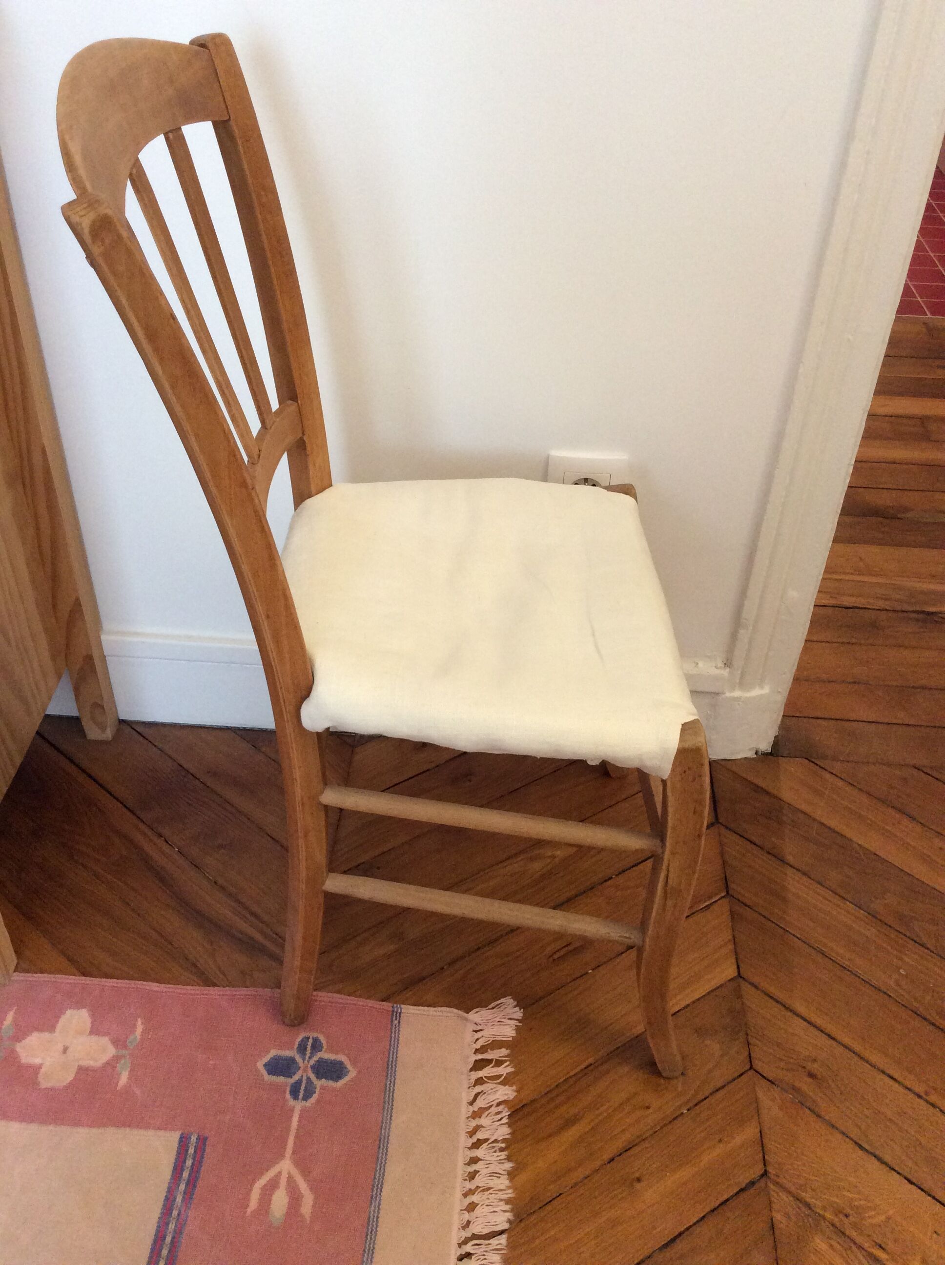 Vintage country chair