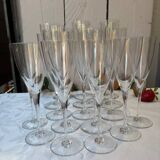 17 Baccarat crystal flutes, Dom Pérignon model