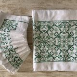 Large tablecloth and its 10 old napkins embroidered with cross stitch - 210x120 - cotton
