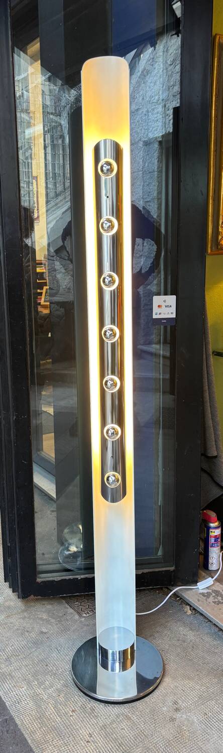 Vintage design floor lamp in chrome and white metal 70'