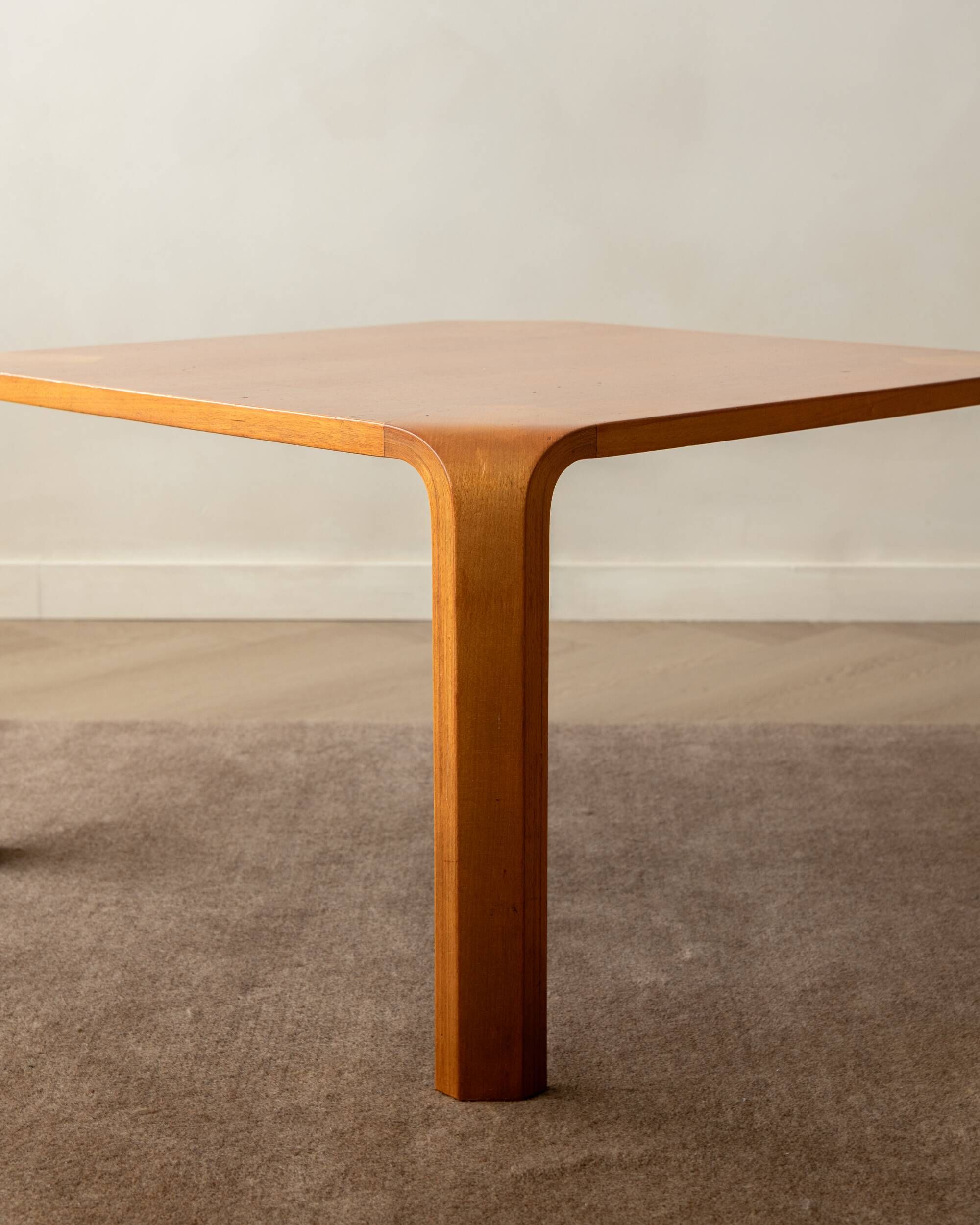 Curved Plywood Coffee Table T-2001 by Saburo Inui for Tendo Mokko, 1960s