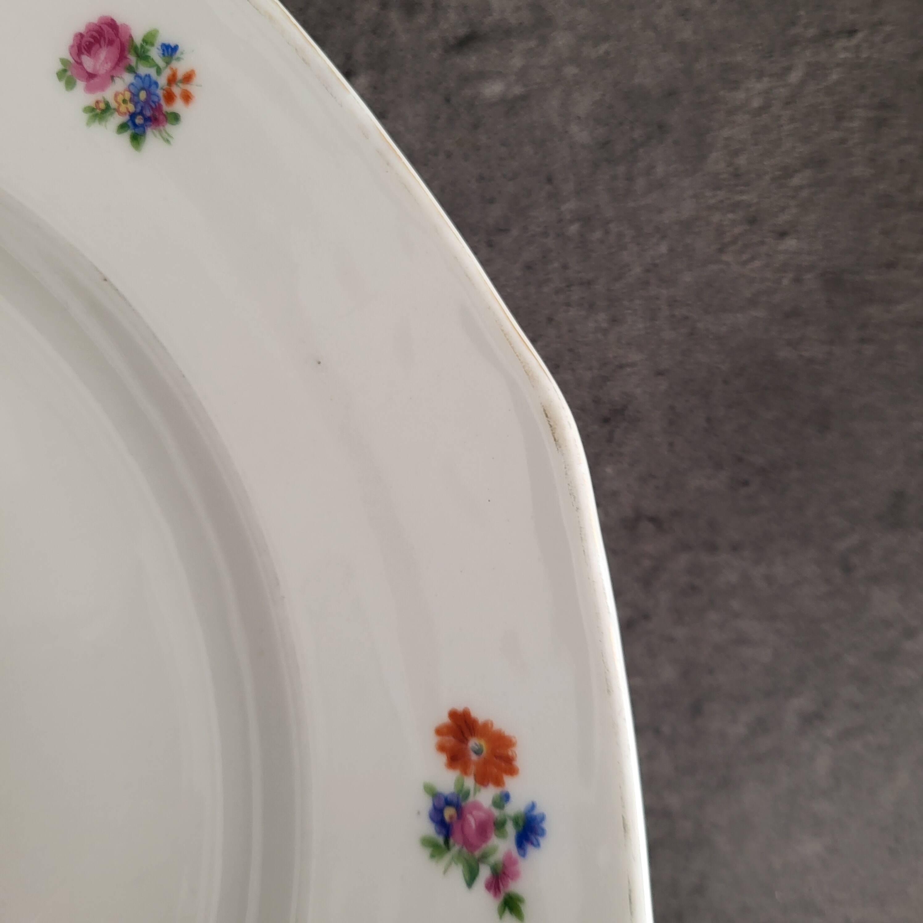 Vintage CH-R floral porcelain plate/dish in excellent condition