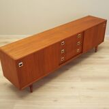 Buffet en teck, design danois, années 1960, production : Danemark