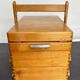 Travailleuse de table vintage