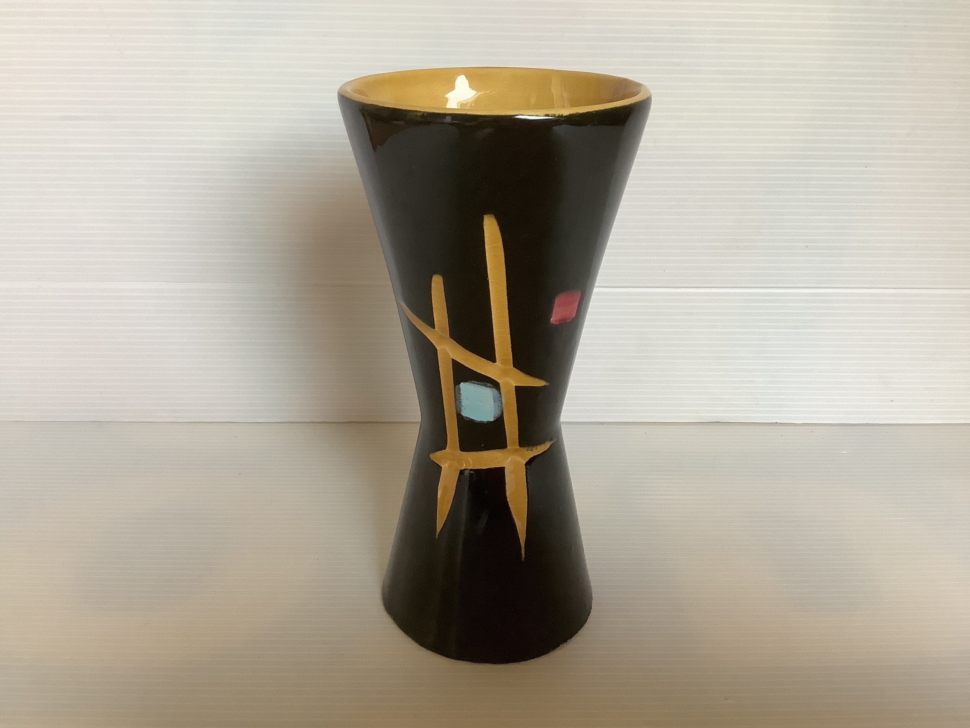 Foreign ceramic diabolo vase