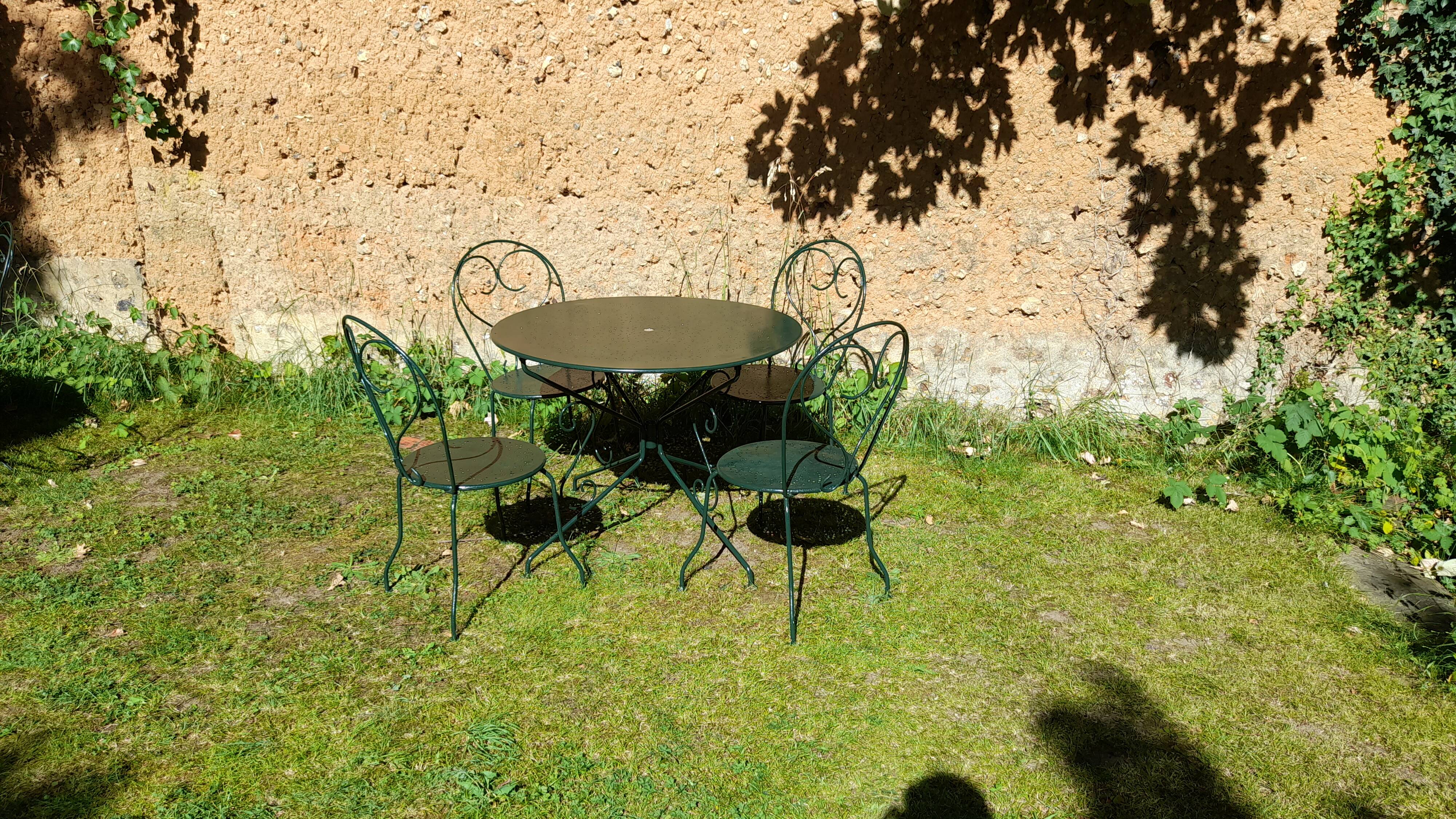 Salon de jardin ancien fer forgé 1 table 4 chaises vert wagon