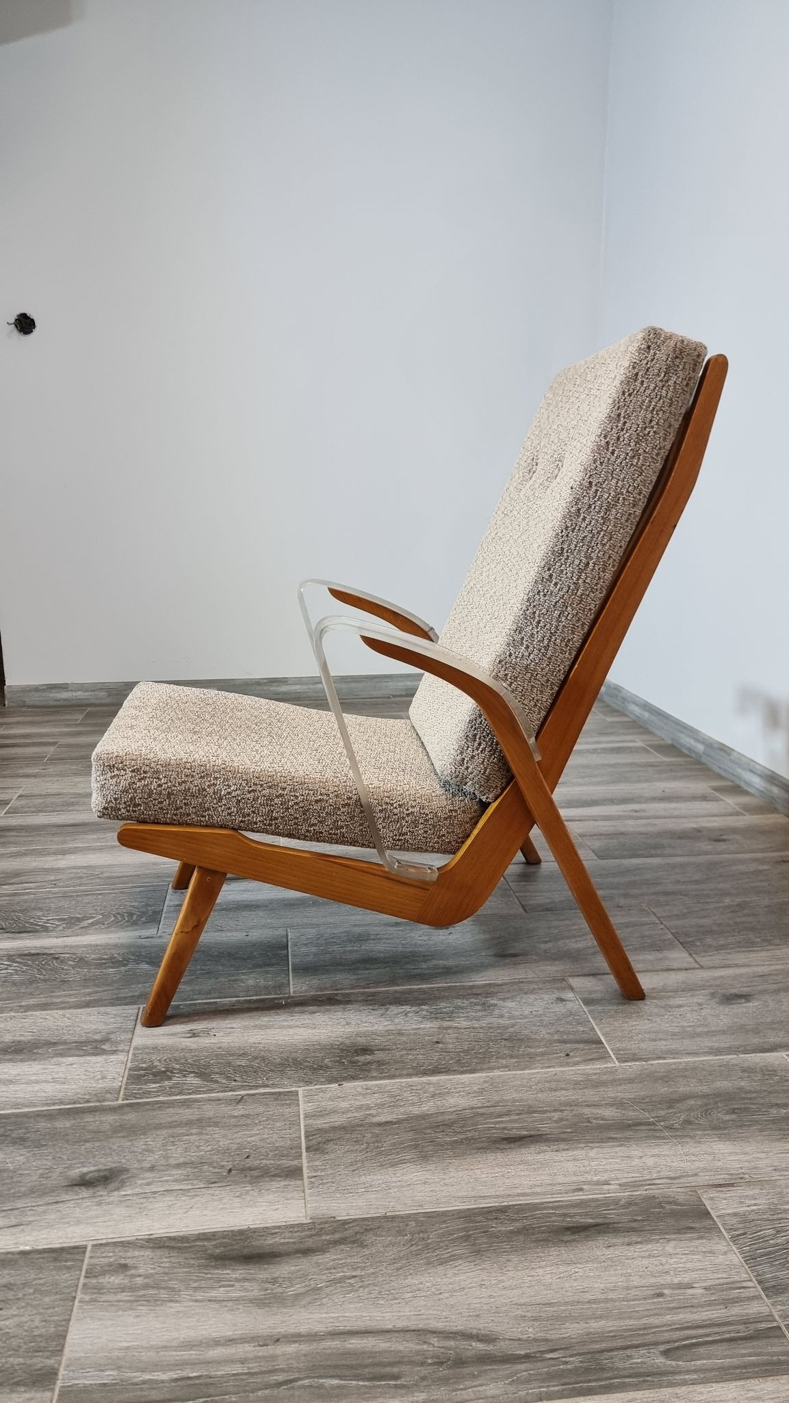 Armchair by Krasna Izba, Uluv