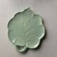 Vide poche, barbotine en forme de feuille verte vintage
