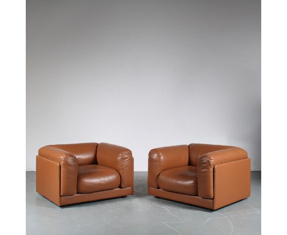 Pair of cognac leather heavy club chairs Italy 1970