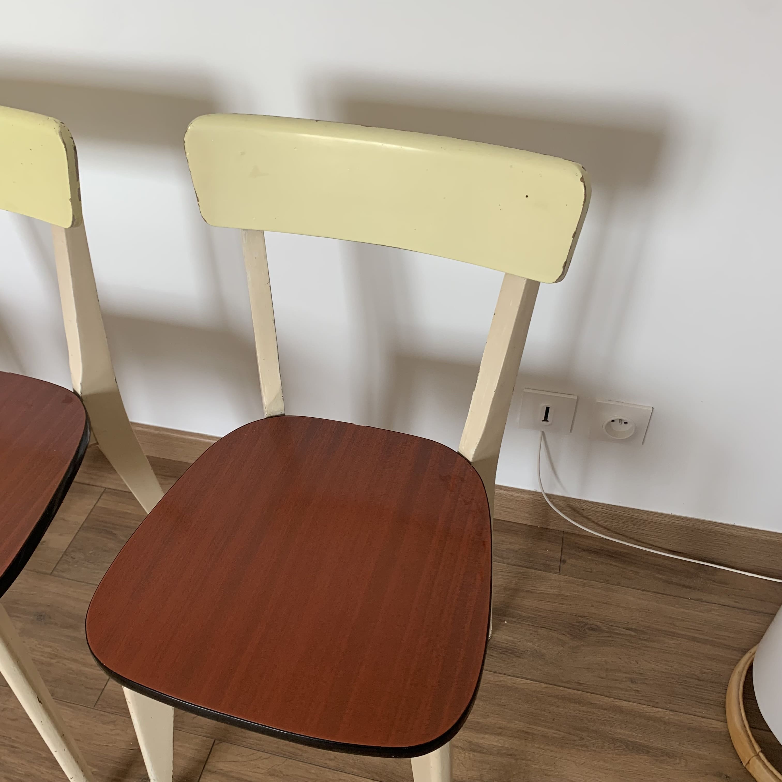 4 wooden chairs and formica kitchen
