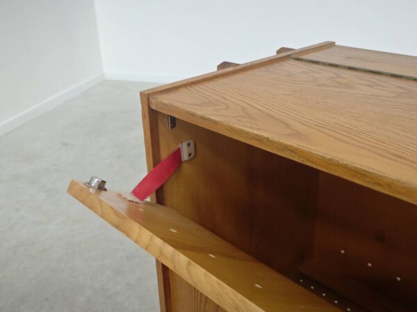 Coffre a couverture ou Mini Bar Tatra Nabytok Monti 300 par Frantisek Jirak