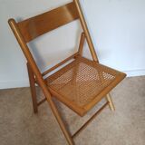 Folding chair with cane seat