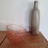 Set of 4 pink glass bowls
