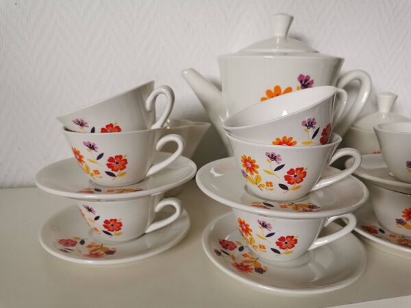 Service café ou thé en céramique moulin des loups (orchies) fleur années 60