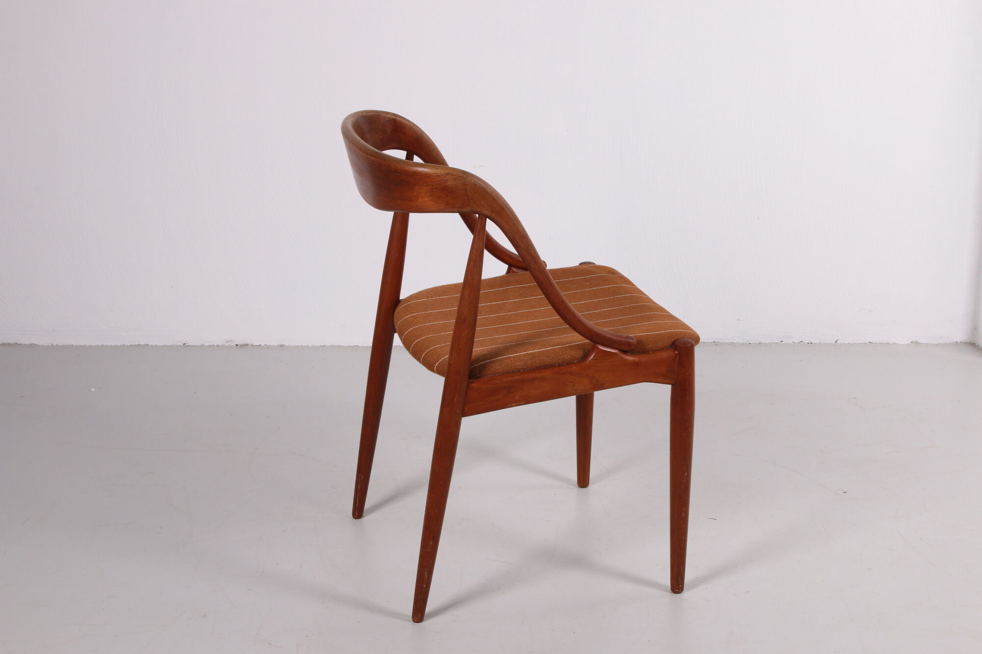 Set of 2 dining room chairs by Johannes Andersen for Uldum Mobelfabric, 1950s