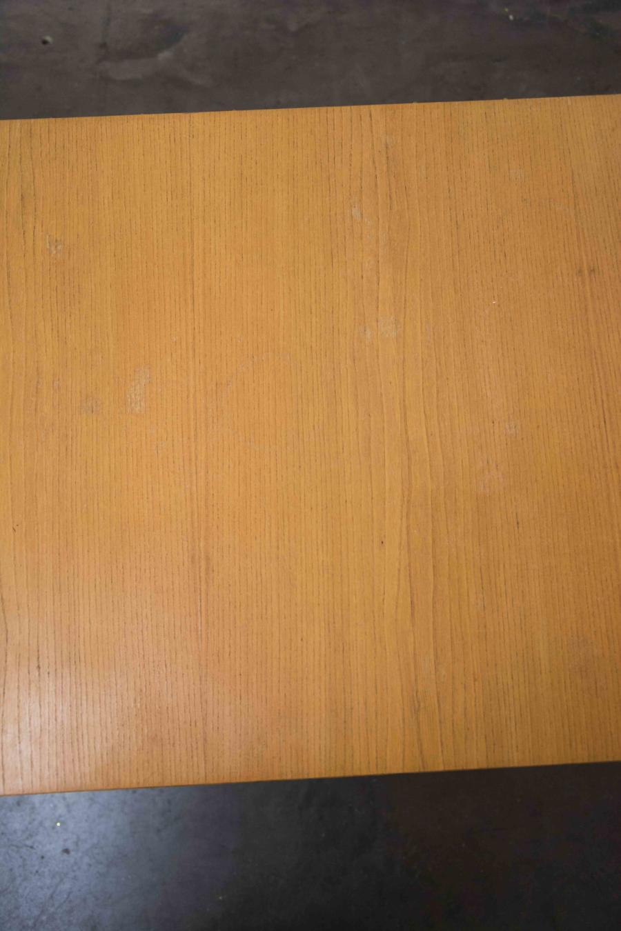 Sideboard with compass feet