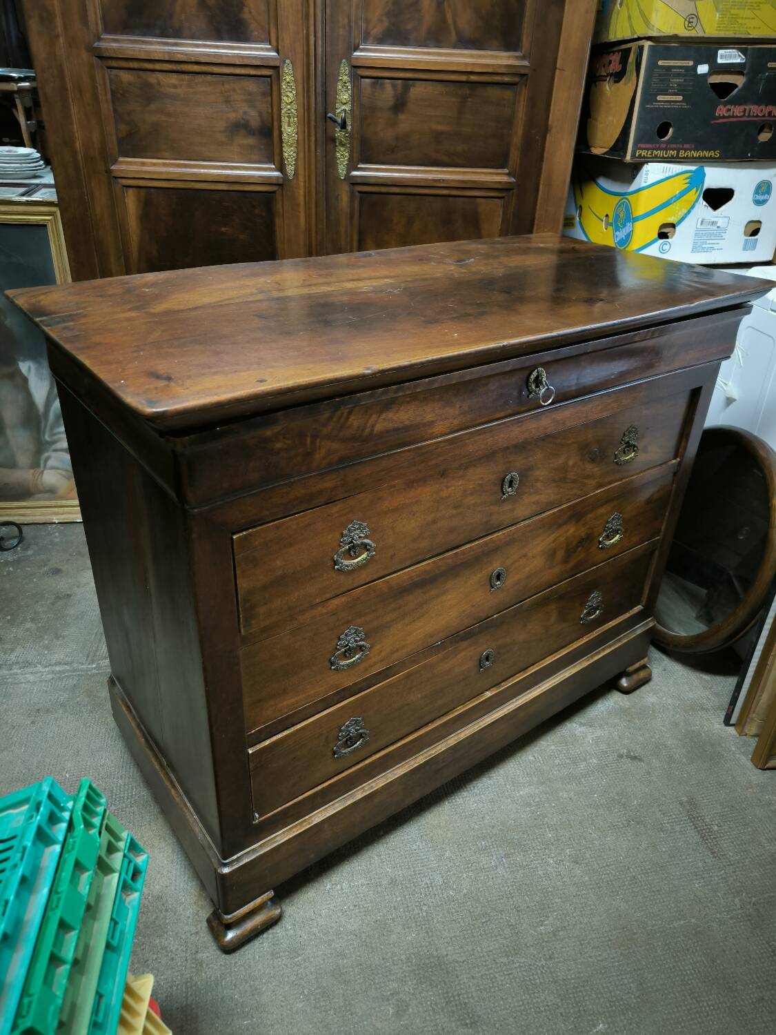 Louis Philippe period chest of drawers in solid walnut
