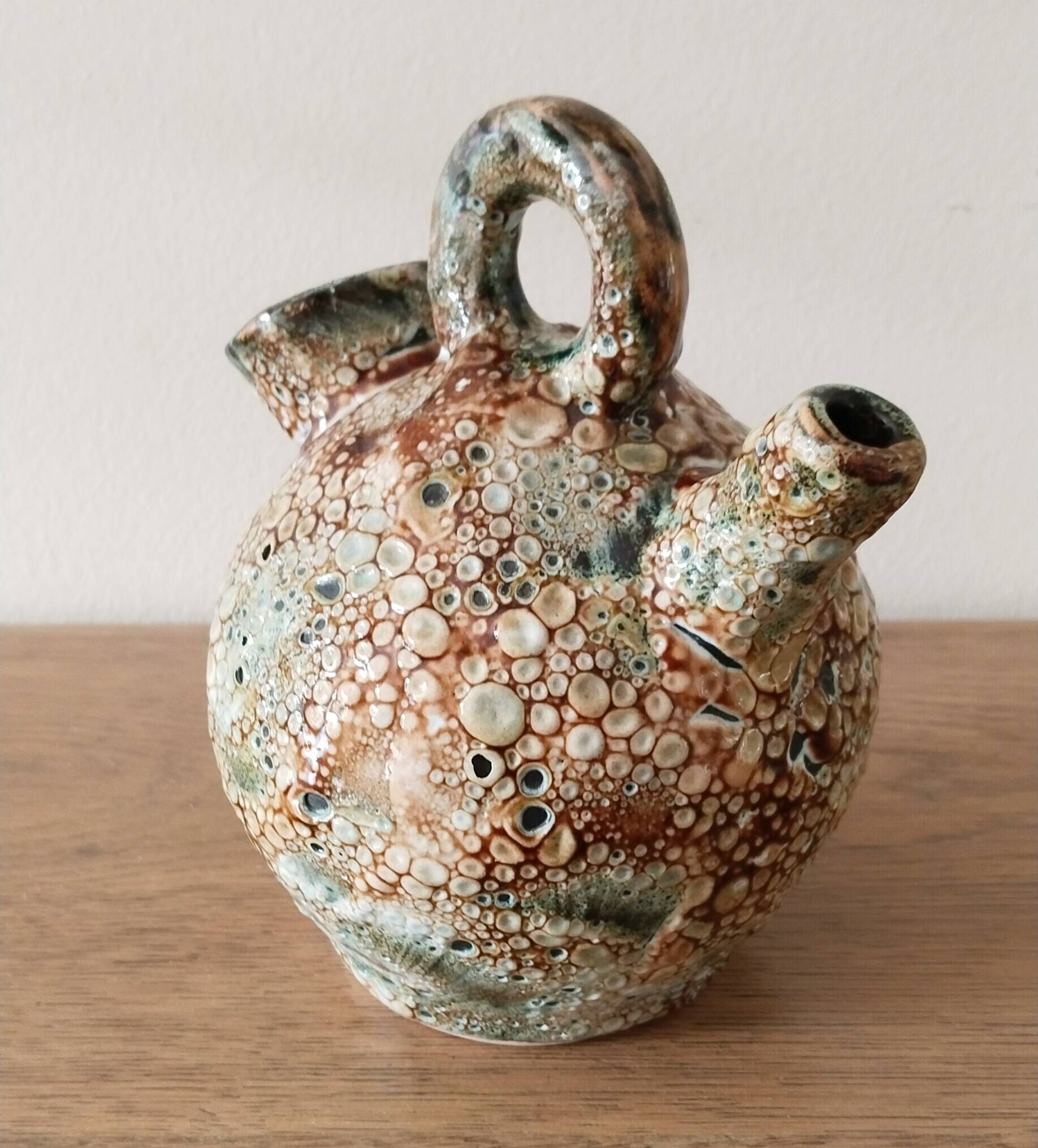 Honey ceramic jug or margoulette