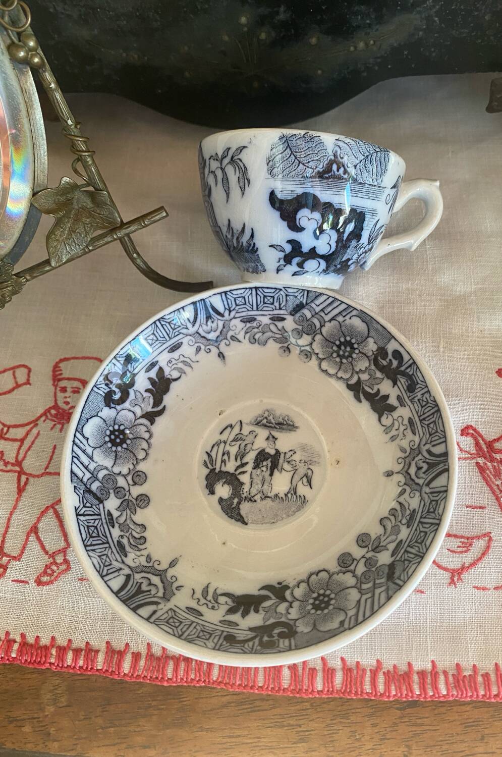 Old Villeroy and Boch cup with Japanese motifs