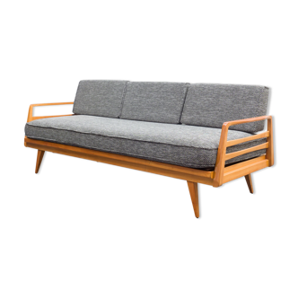 Daybed Antimott sofa 60s, restored