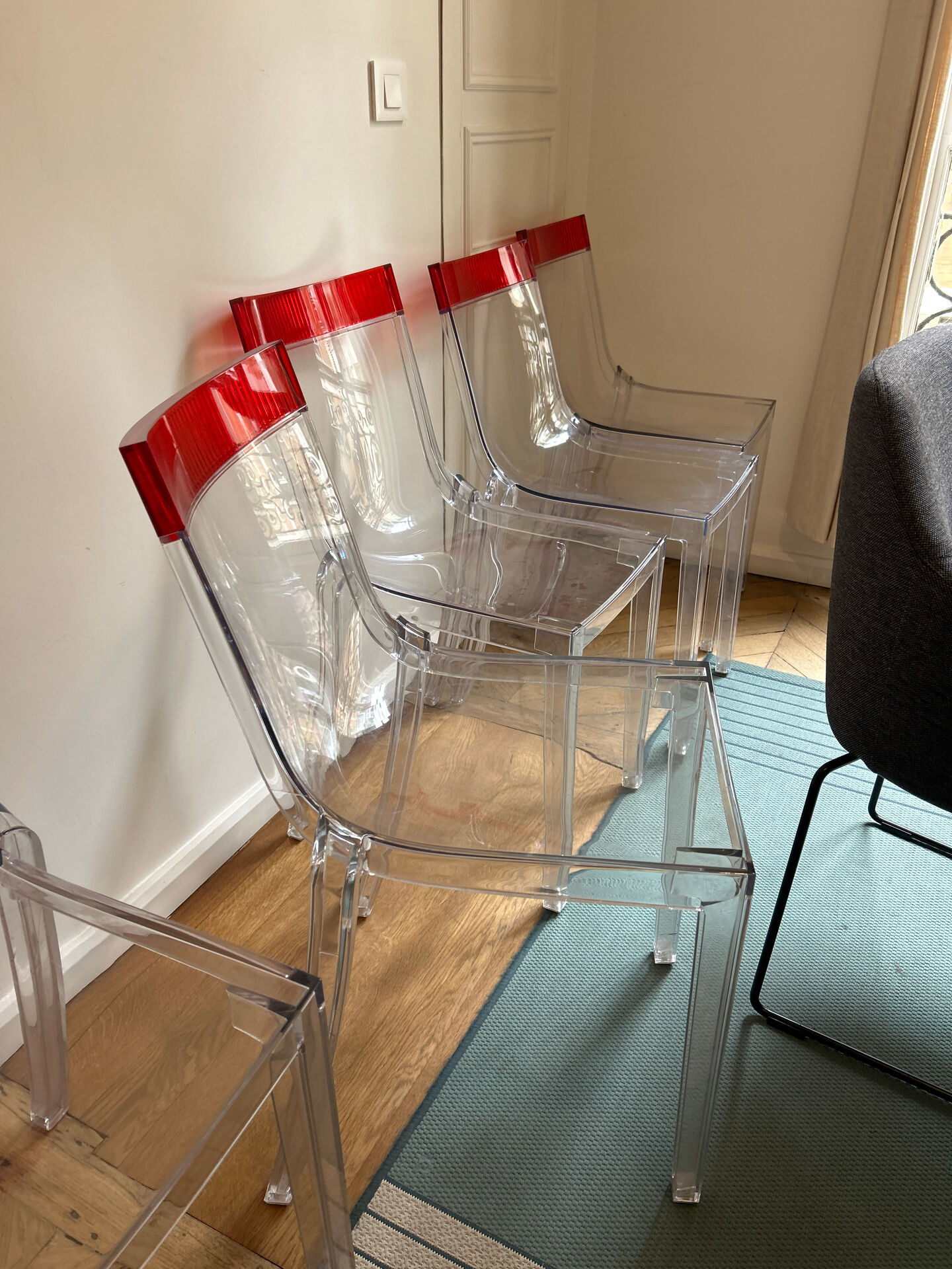 chaises Starck × Kartell