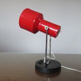 Table lamp in red lacquered aluminum and chromed metal