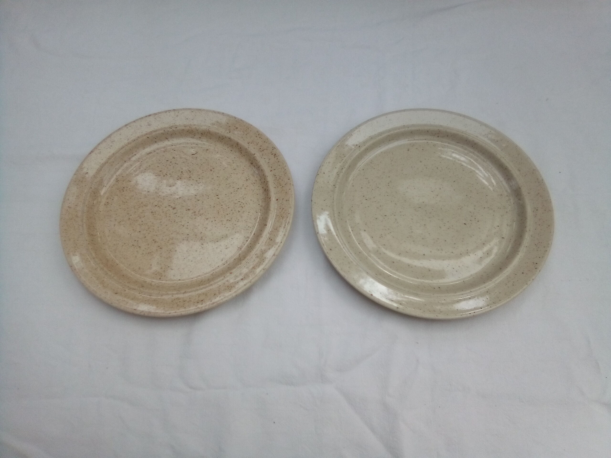 6 flat sandstone plates