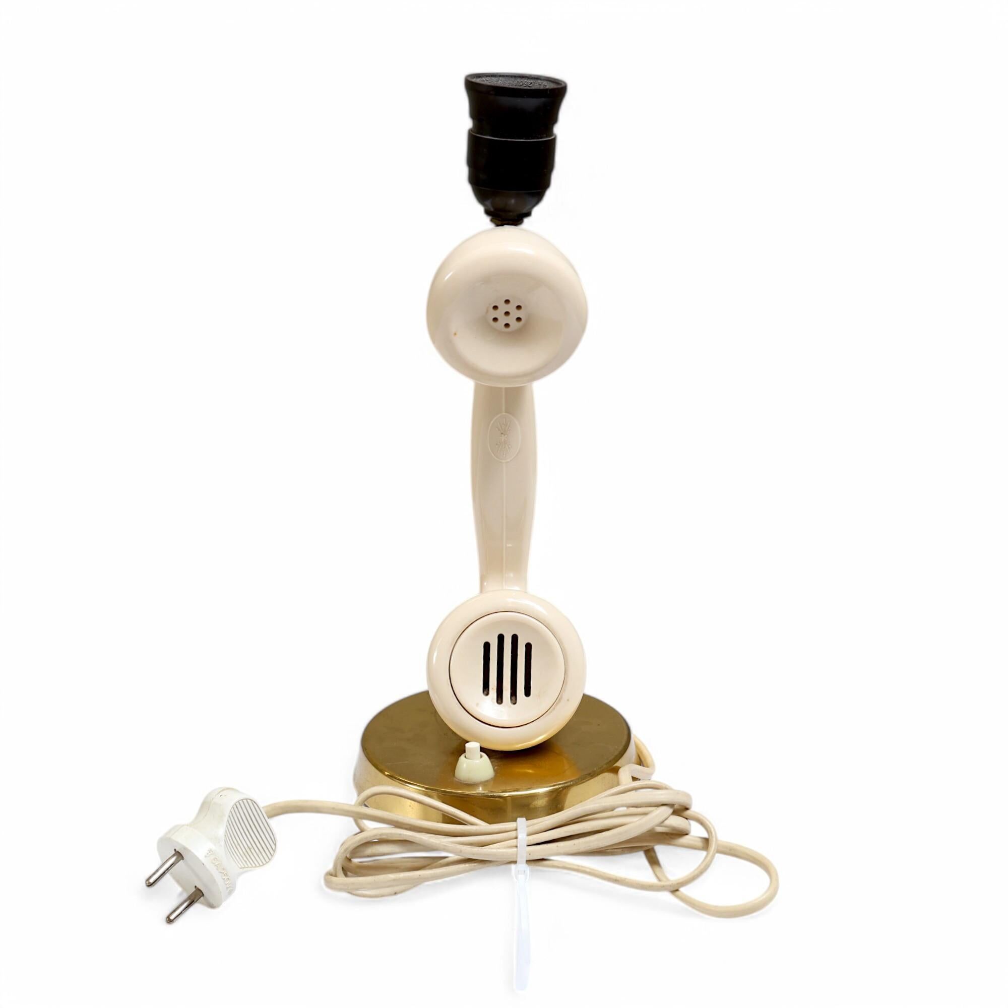 Lampe de table en bakélite et laiton LM Ericsson DBH Suède 1940