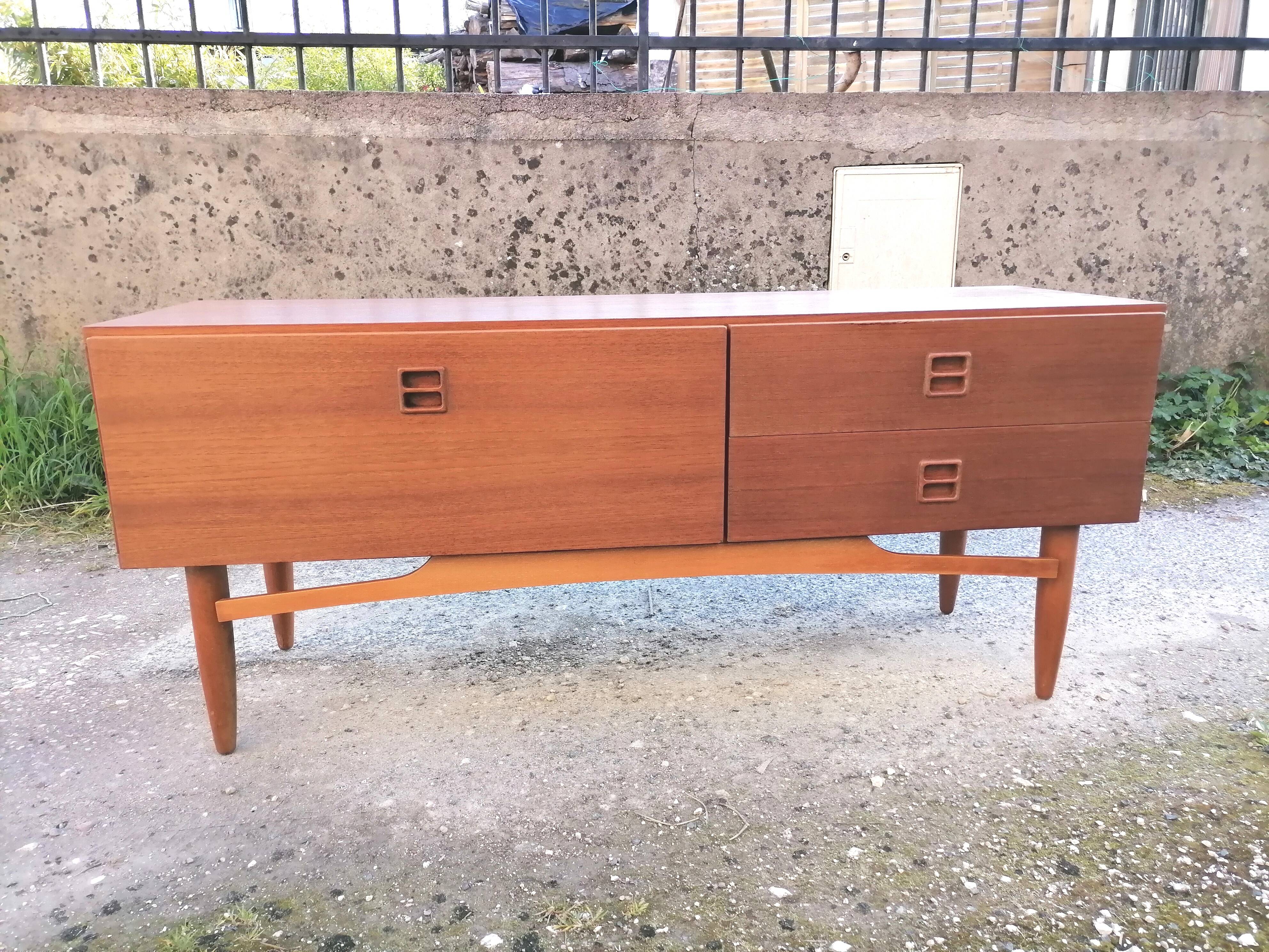 Meuble bas vintage