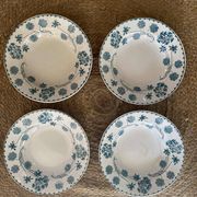 Deep plates Sarreguemines geranium model in blue 1900.