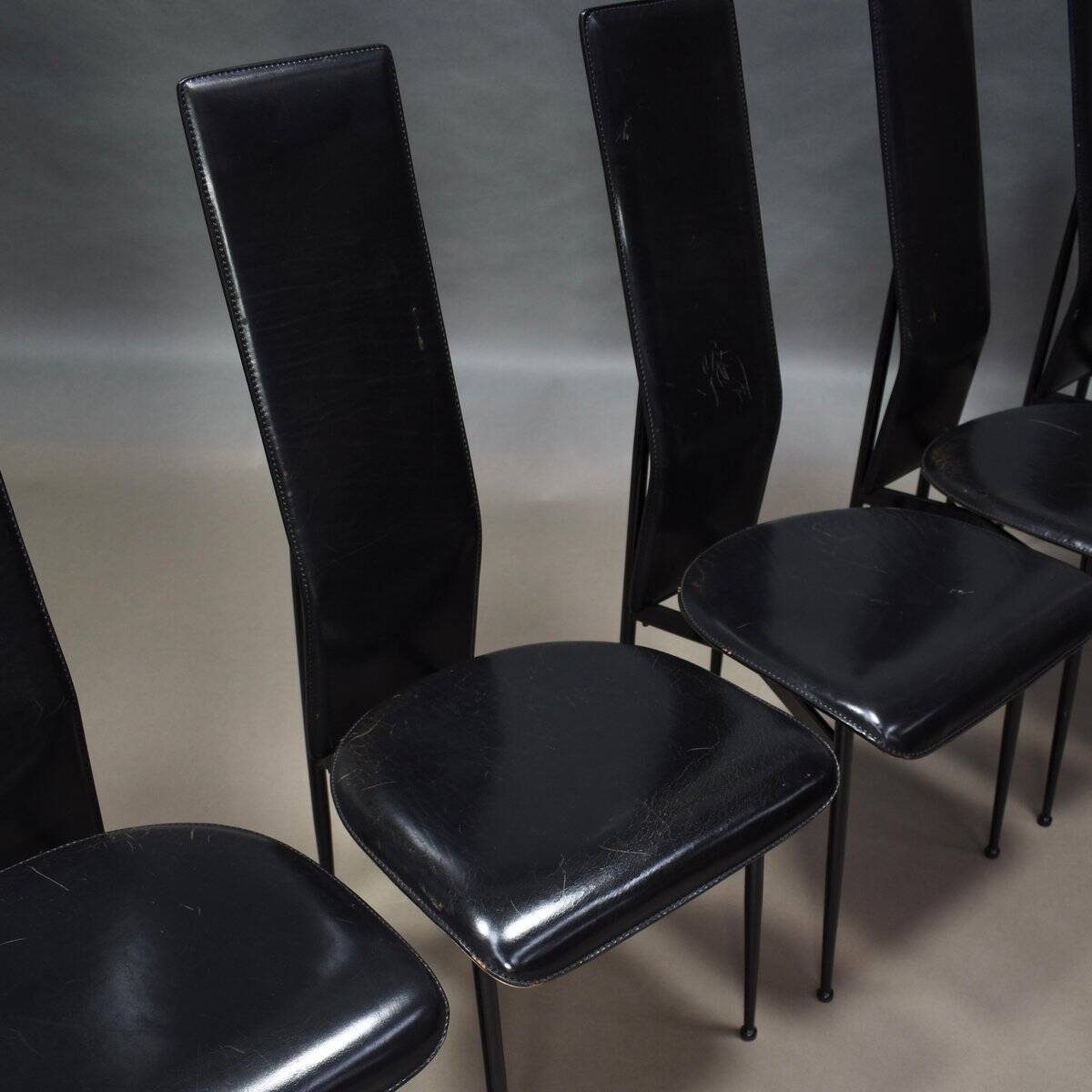 Chaises de salle à manger en cuir noir par Giancarlo Vegni et Gualtierotti pour Fasem, Italie, années 1980, ensemble de 6.