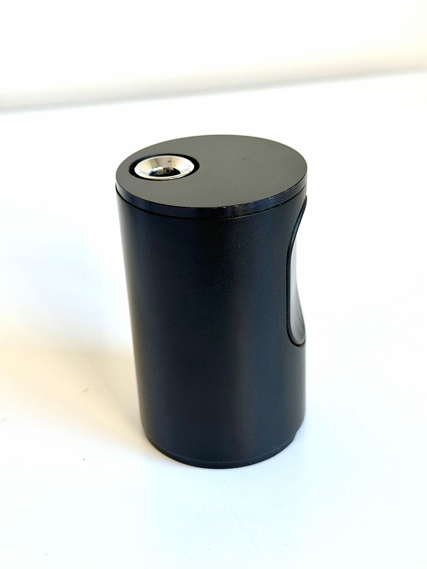 Black Metal Table lighter T2 AM designed by Dieter Rams for BRAUN AG V