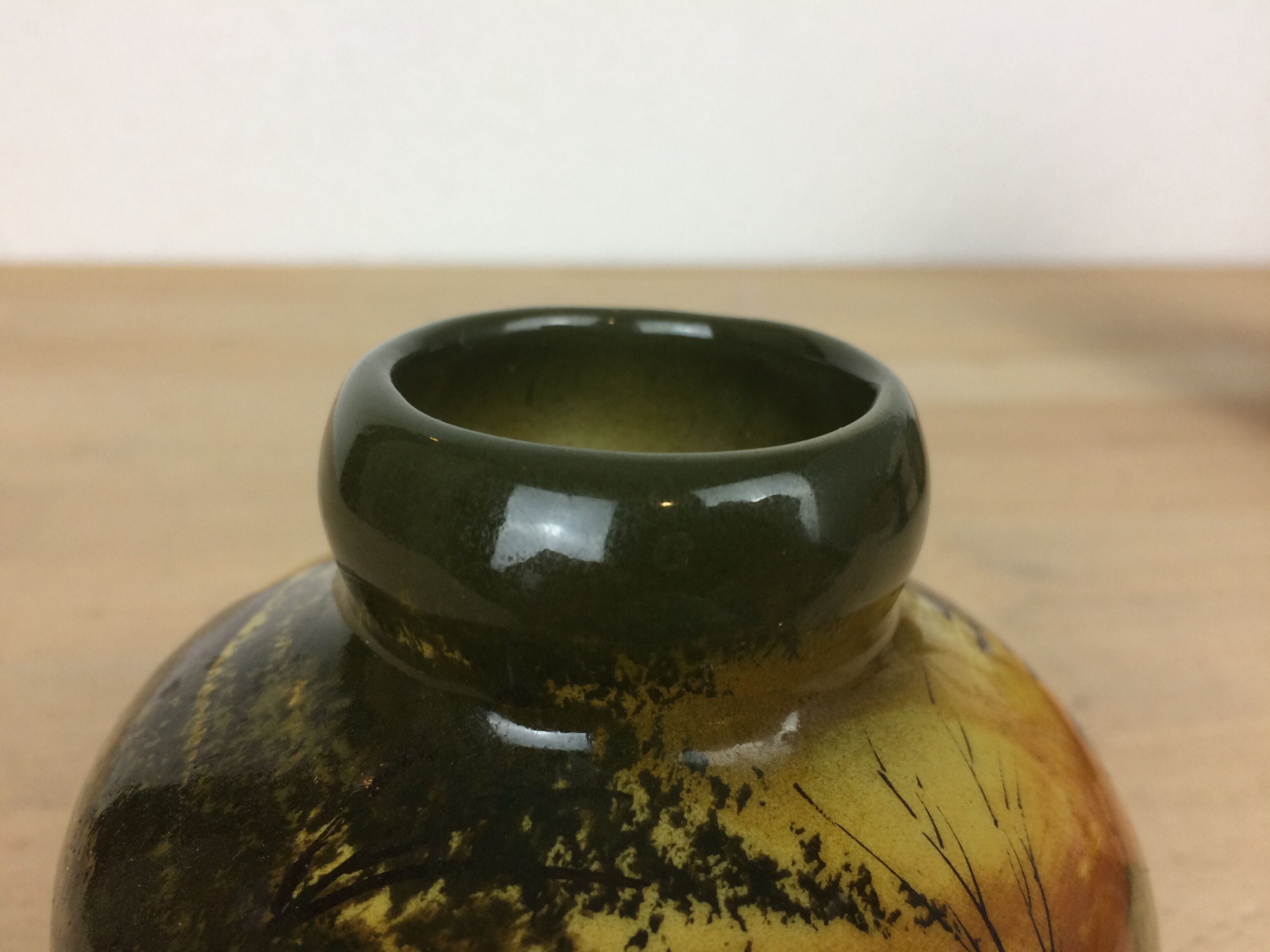 Vase ceramic ball decorations fir trees