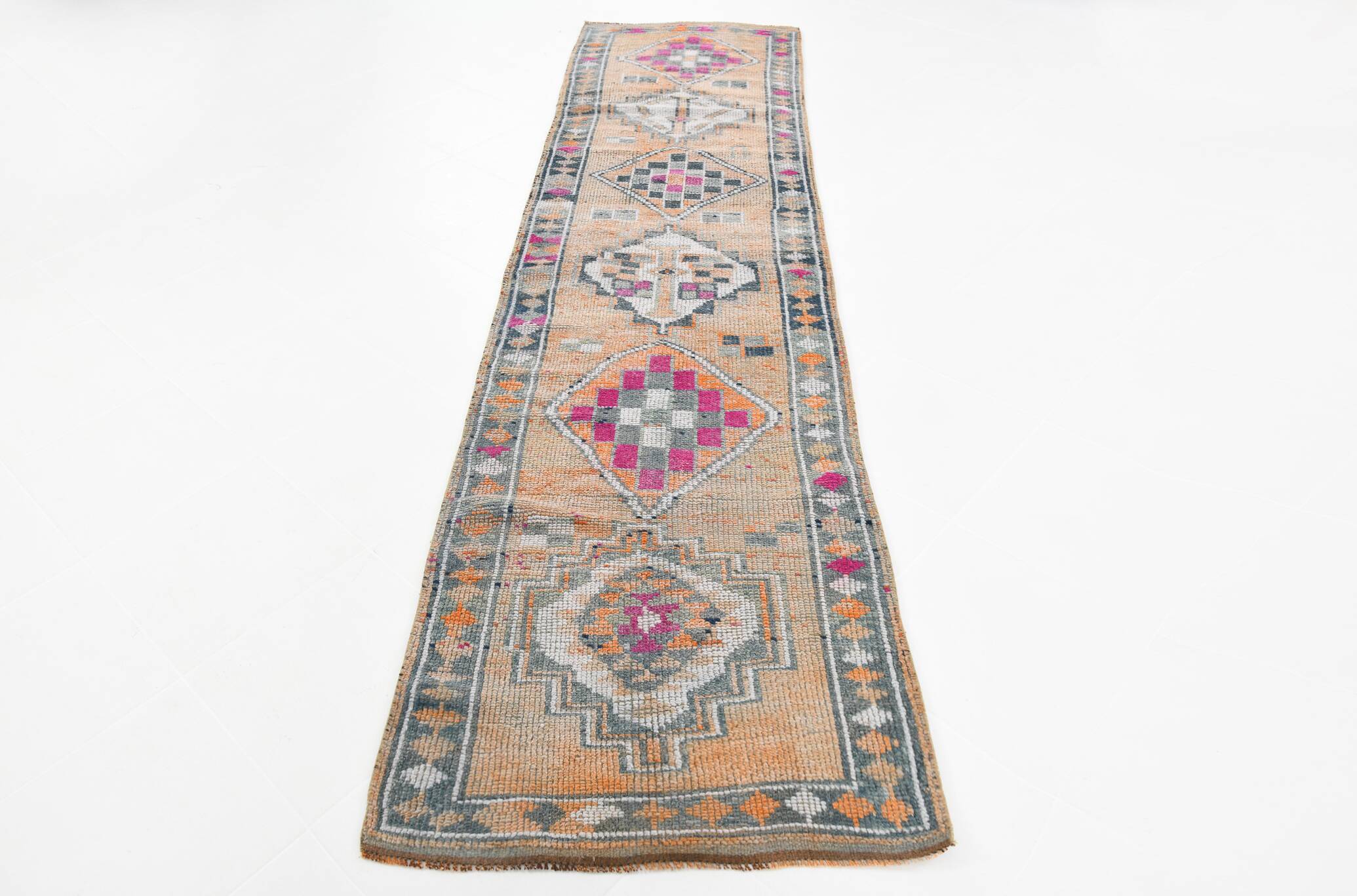 Fuchsia Vintage Oushak Runner Rug, Turkish Wool Hallway Carpet, 86x341 Cm
