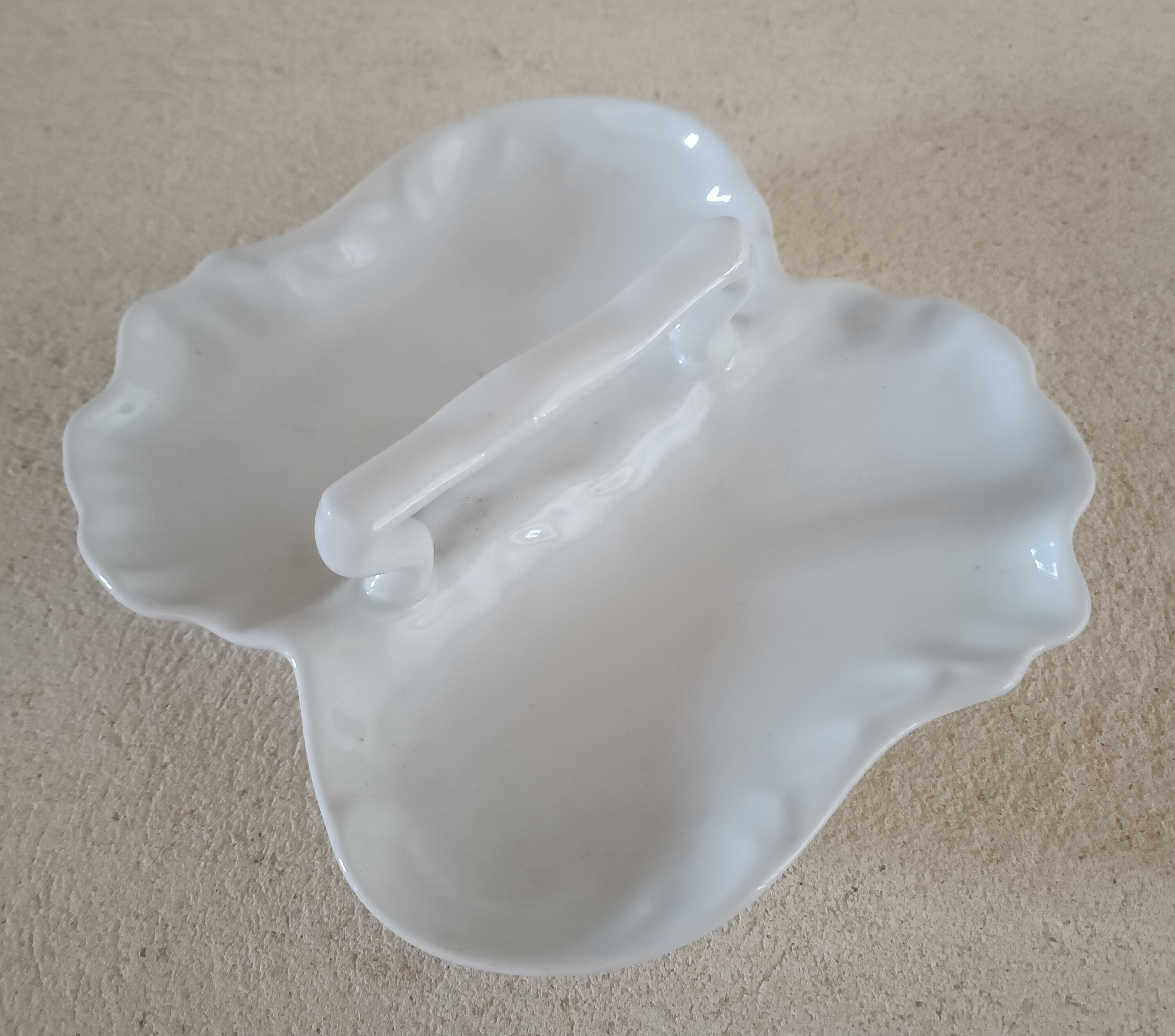 Double porcelain servant dish