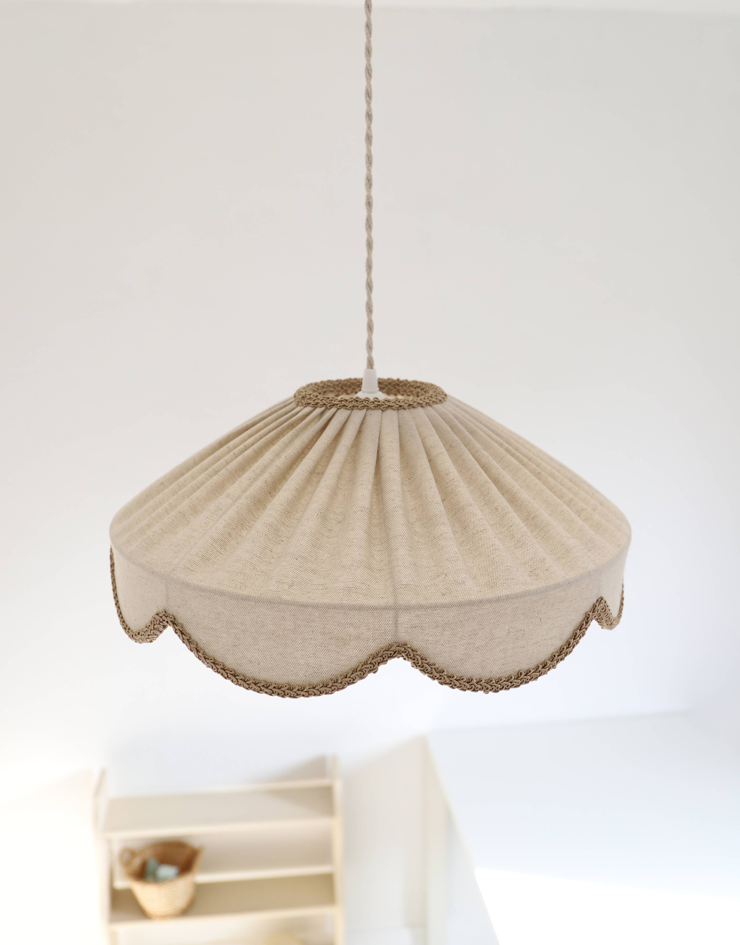 Suspension forme fleur unie "Cosette classic"