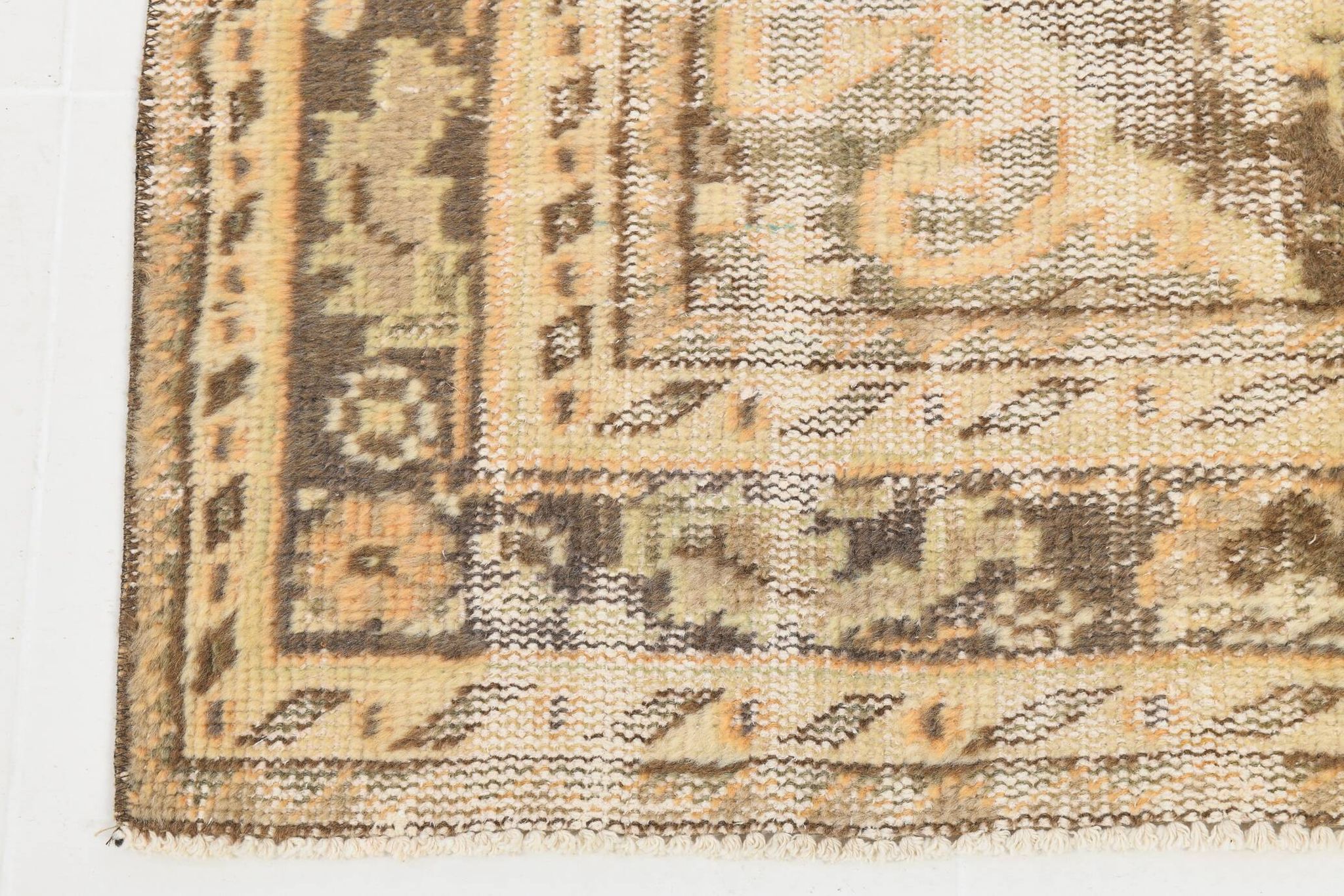 6x9 Peach Yellow Soft Pastel Turkish Vintage Rug, 185x276Cm SK 5250