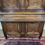 Buffet with 2 bodies in oak and chestnut, Breton work, late 18th century.