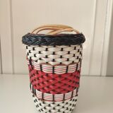 Vintage scoubidou basket