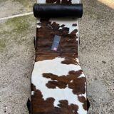 LC4 Le Corbusier pony daybed