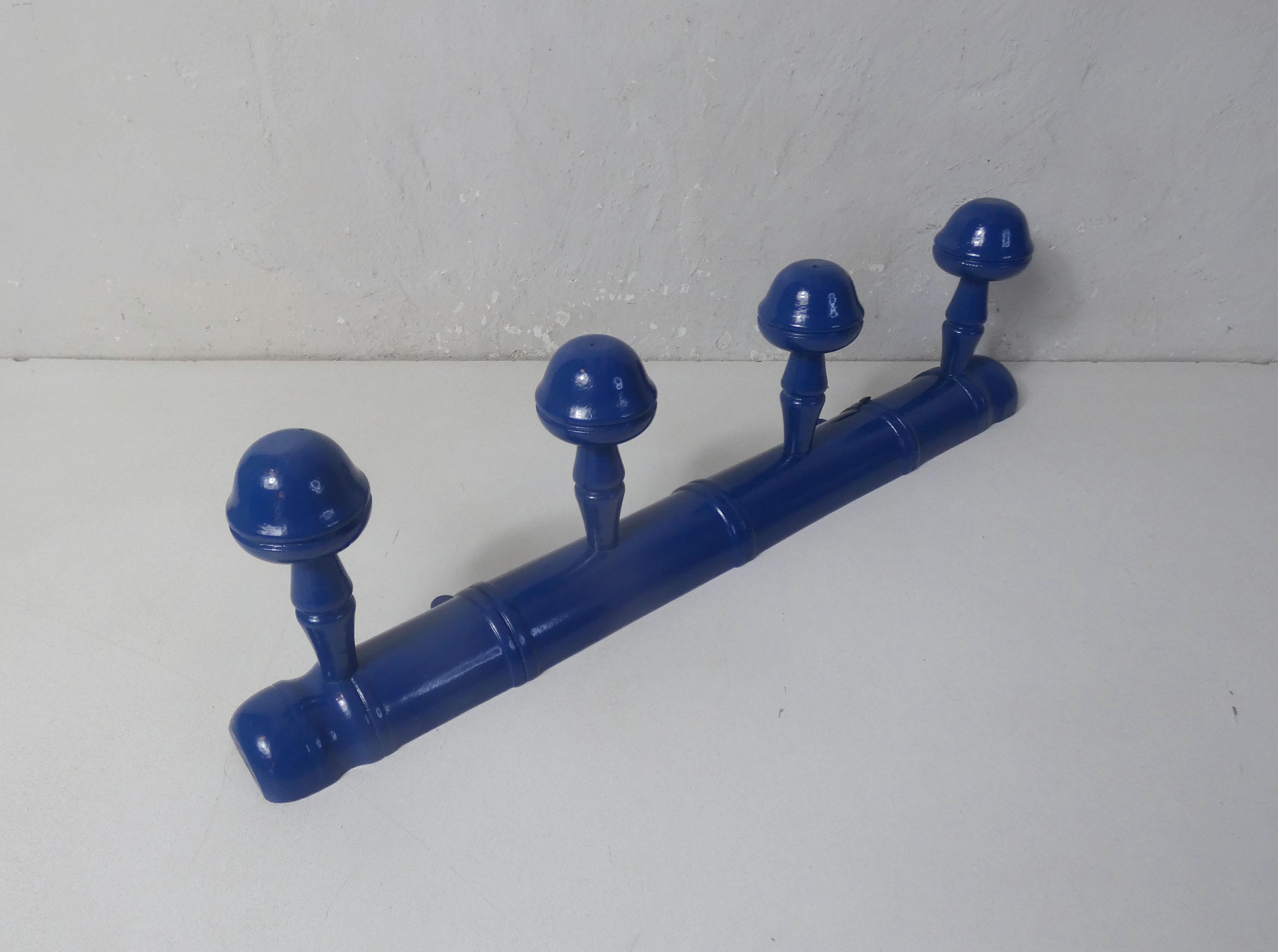 Coat rack 4 vintage hooks