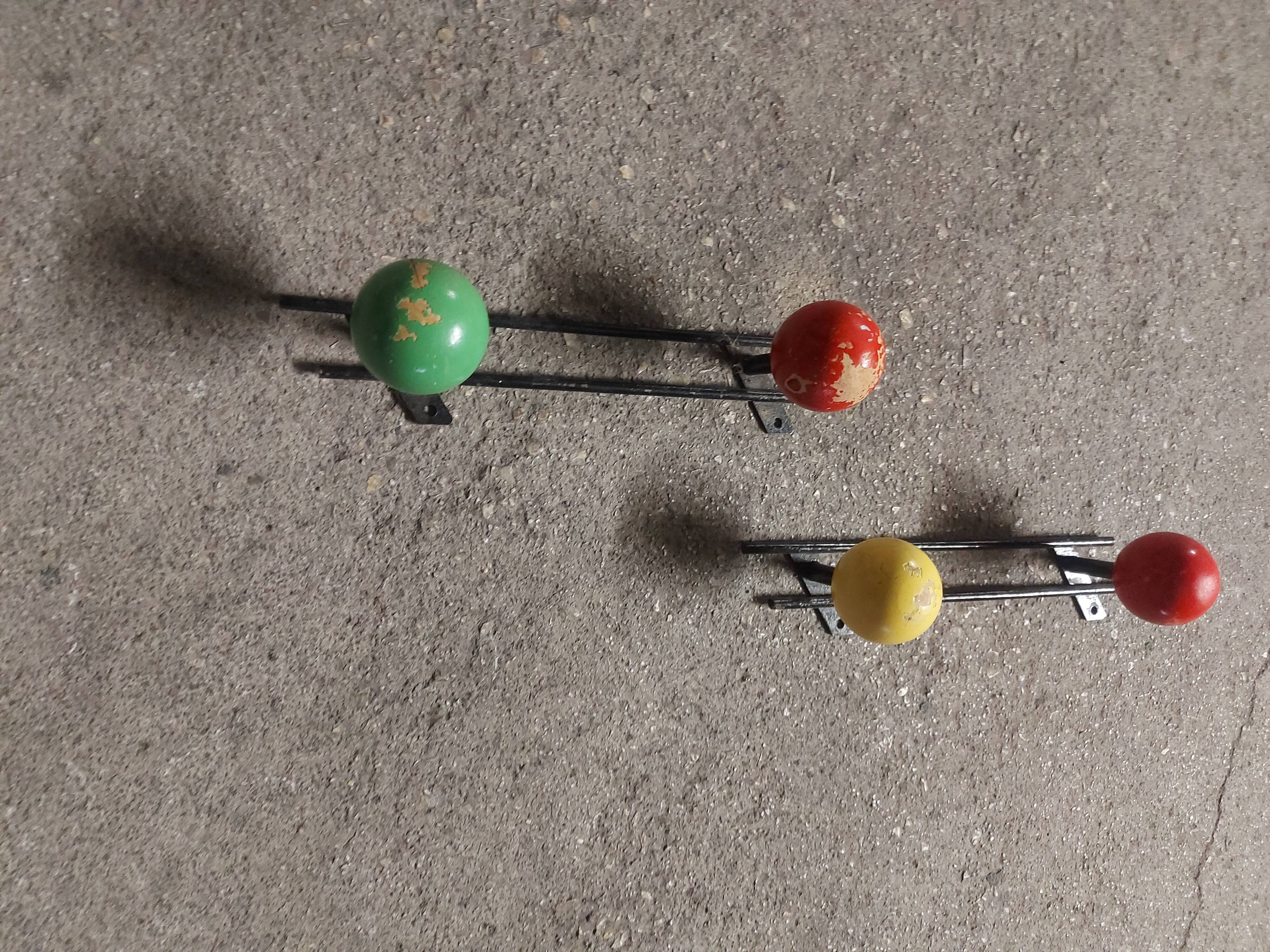 2 vintage coat rack 60