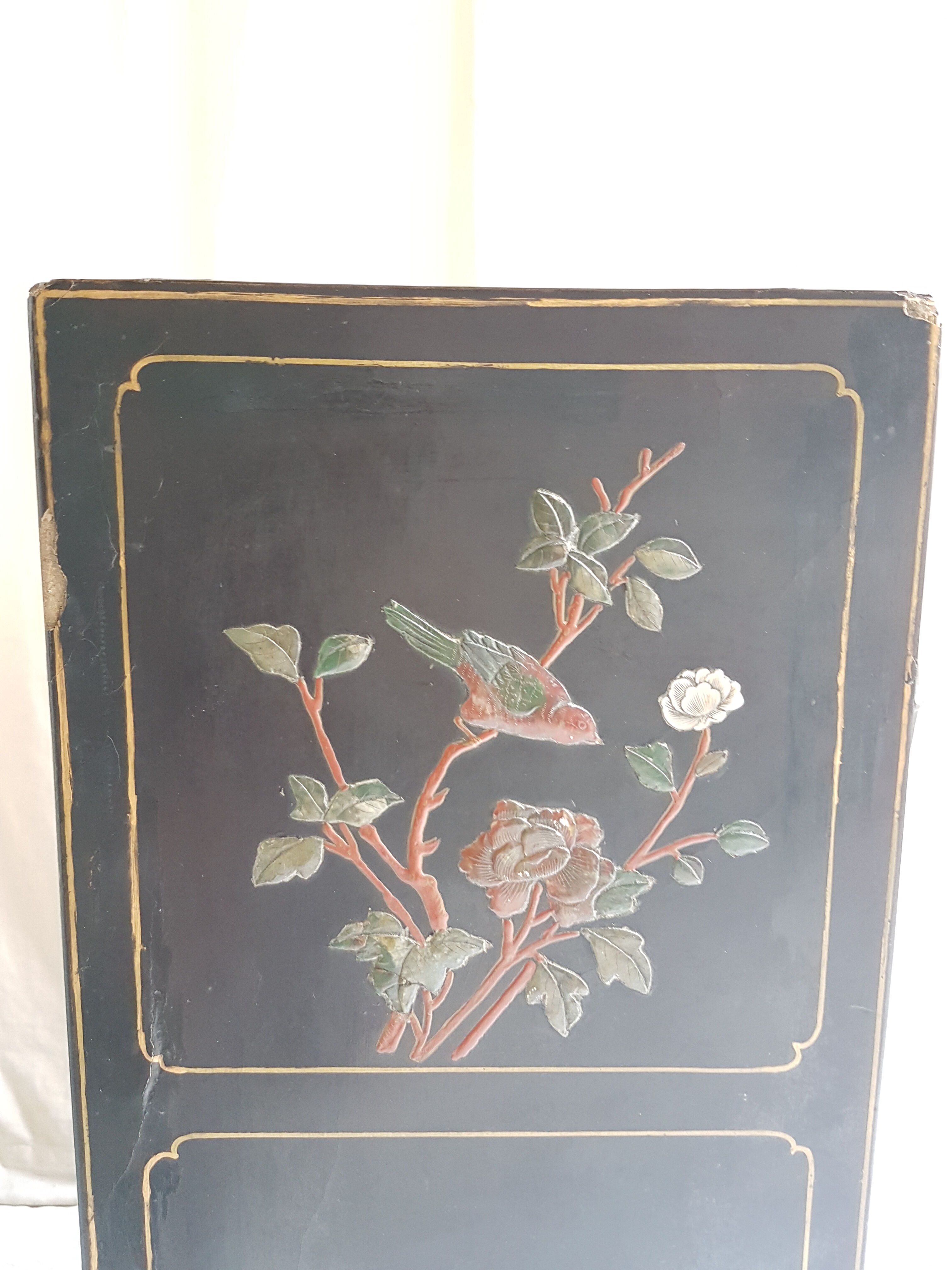 Chinese Bahut in 2-door laque