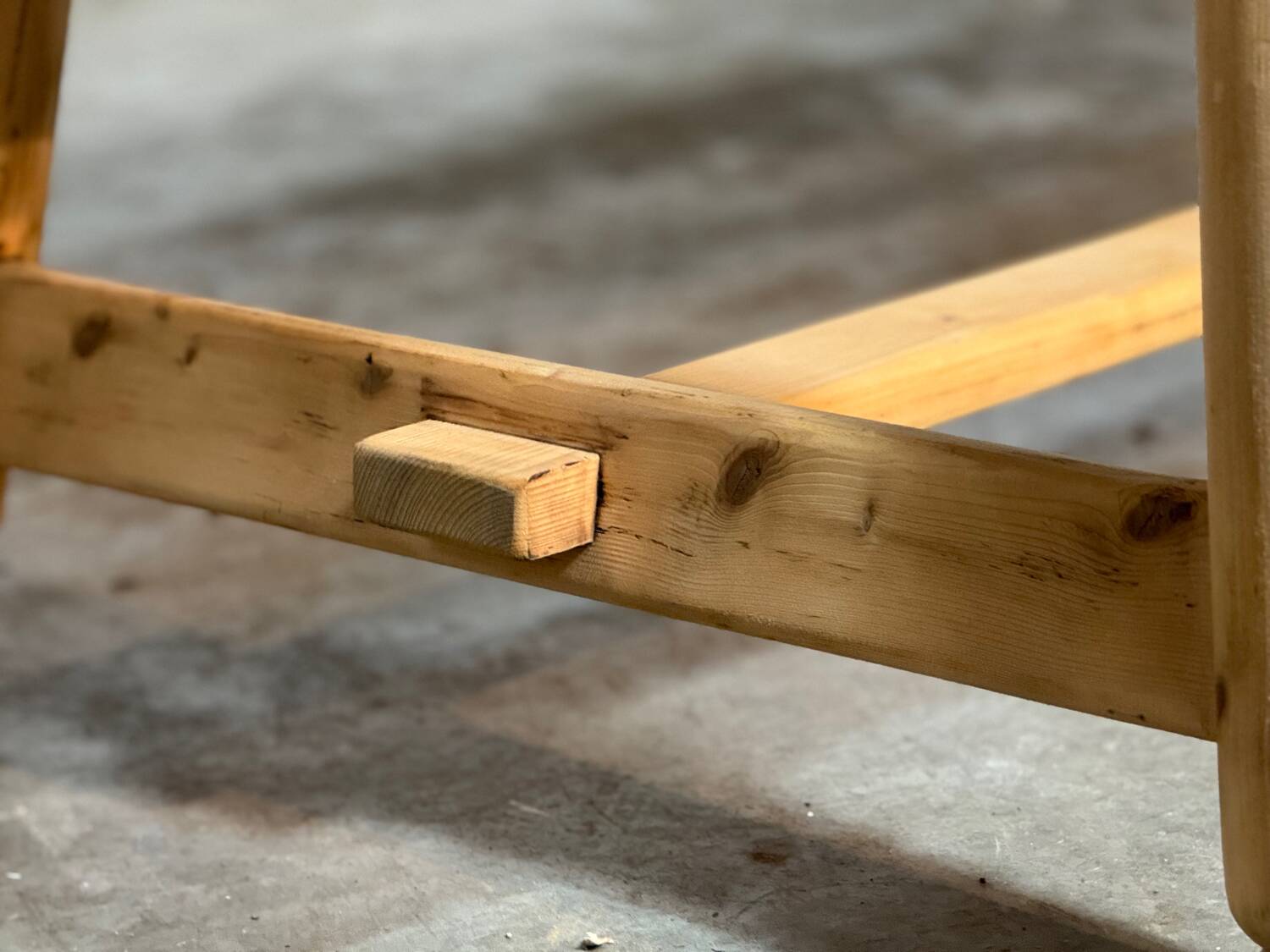 Scandinavian table in fir