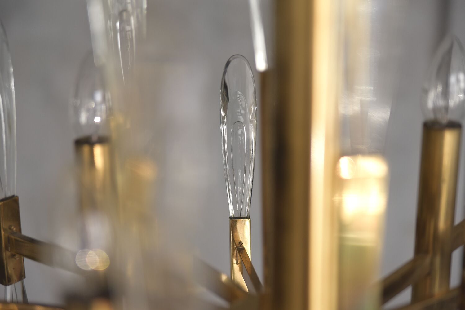 Italian brass chandelier with glass icicles from Sciolari, 1970